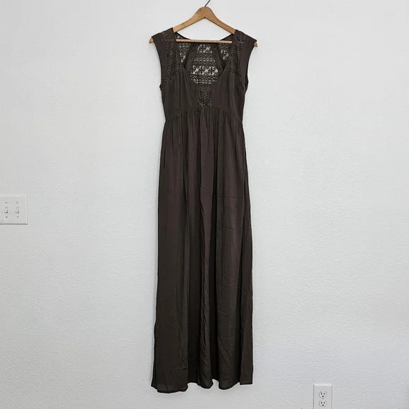Tobi Dresses | Tobi Green Maxi Dress with Lace Inserts Size Medium | Color: Green | Size: M | Melodyp022'S Closet Tobi Dresses | Tobi Green Maxi Dress with Lace Inserts Size Medium | Color: Green | Size: M | Melodyp022'S Closet
